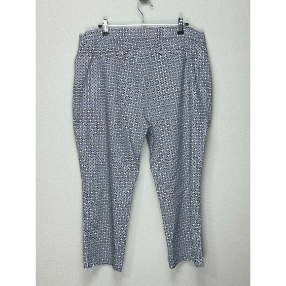 ROZ & ALI BLACK WHITE CAPRI STRETCH PANTS SIZE 16 W/ Zip Front Pockets - Picture 7 of 14